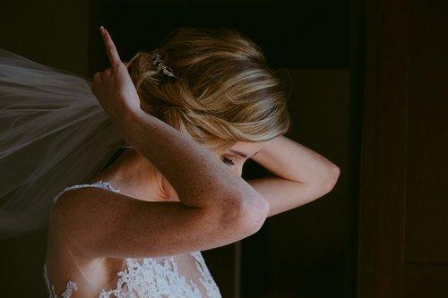 mobile - carousel-hero-element image-2